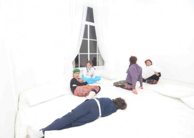 sala de almohadas